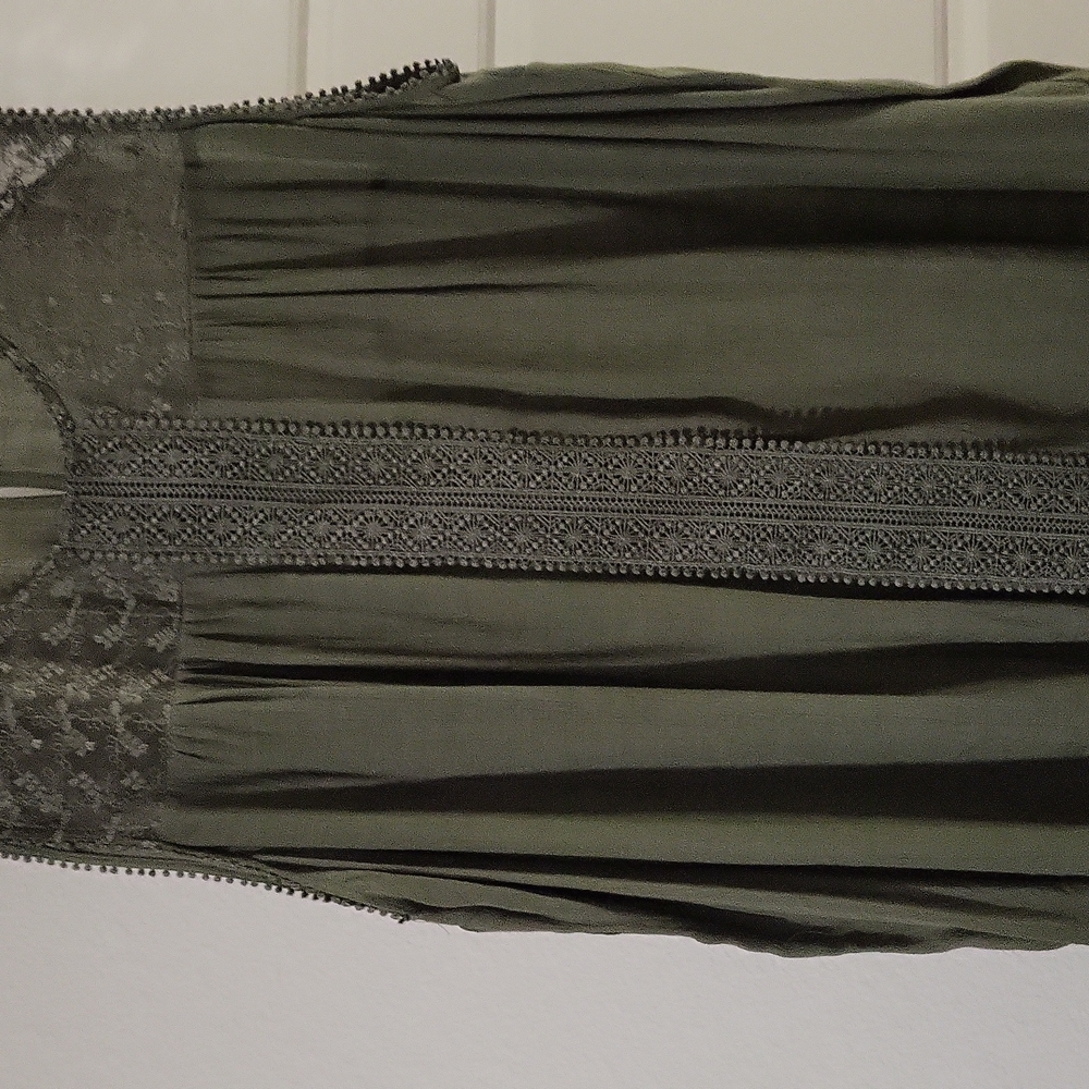 Sleeveless top